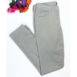 ! Tommy Bahama Gray Skinny Jeans Womens 8